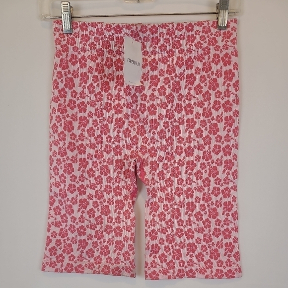 Forever 21 NEW NWT Pink White Hibiscus Biker Shorts Sz M/L Summer Women Juniors - Picture 1 of 3
